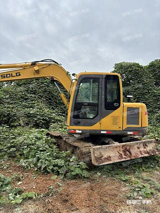 山东临工LG685挖掘机