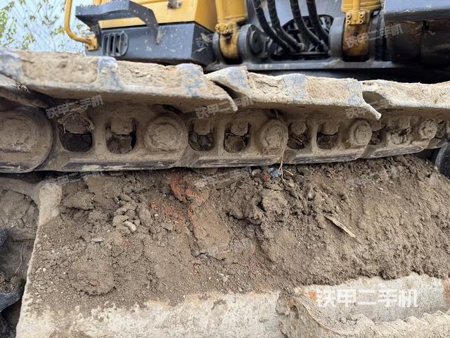 单侧履带整体（整机外观）