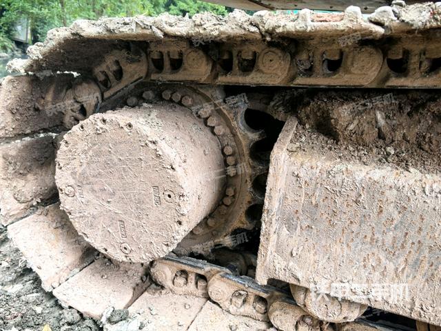 左侧行走马达盖板（行走机构）