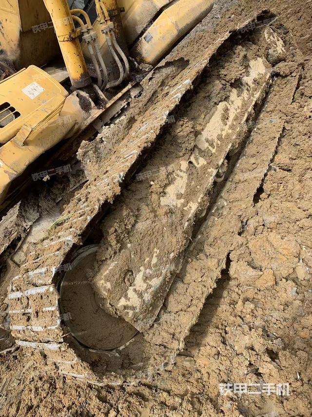 单侧履带整体（整机外观）