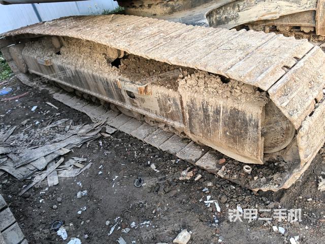 左侧履带整体 （行走机构）