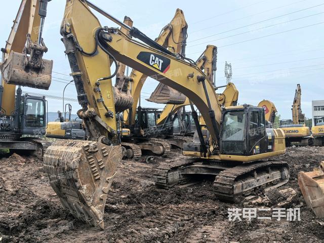 卡特彼勒330D2L液压挖掘机