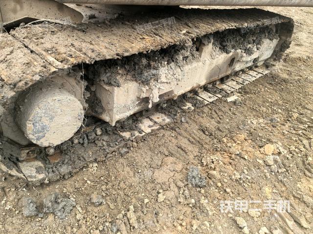 左侧履带整体 （行走机构）