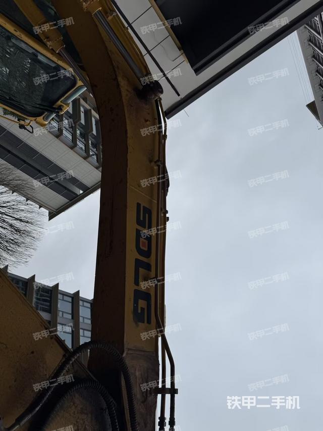 大臂整體?右側(cè)（工作和回轉(zhuǎn)裝置）