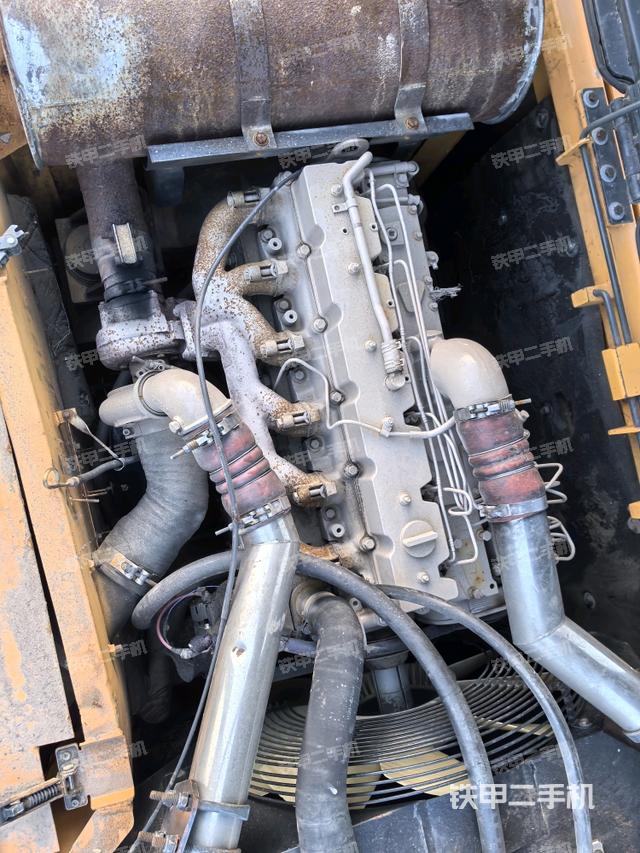 发动机整体俯视（整机外观）