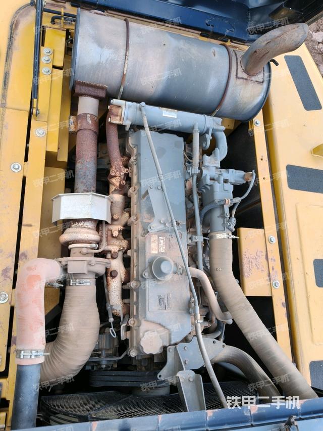 发动机整体俯视（整机外观）