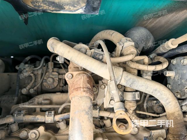 气门室盖螺丝特写（上车部件）