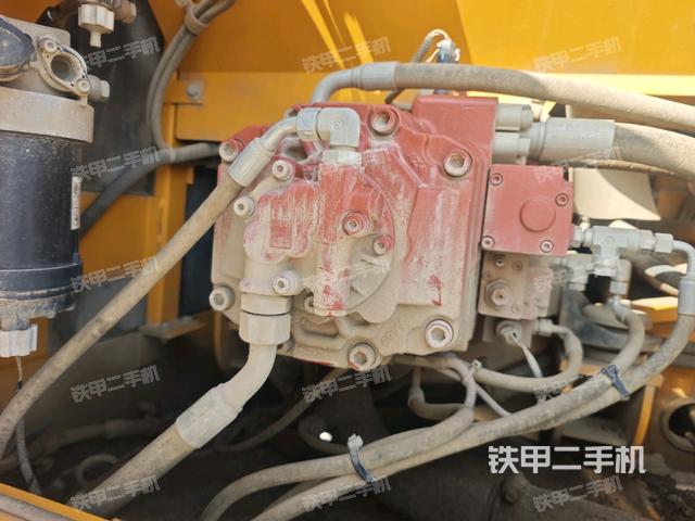 液压泵斜45 左（大件舱室）