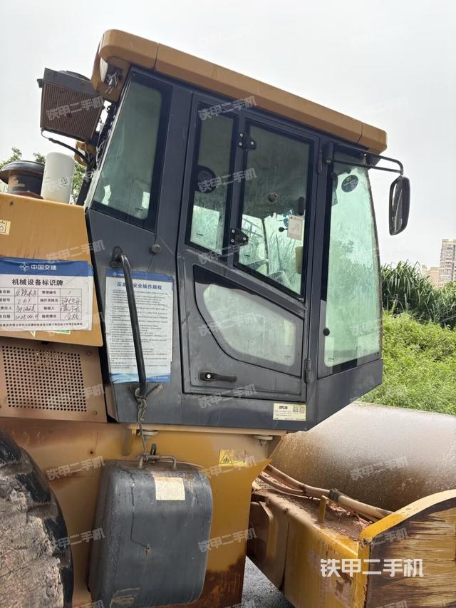 操作把手（壓路機(jī)駕駛室）