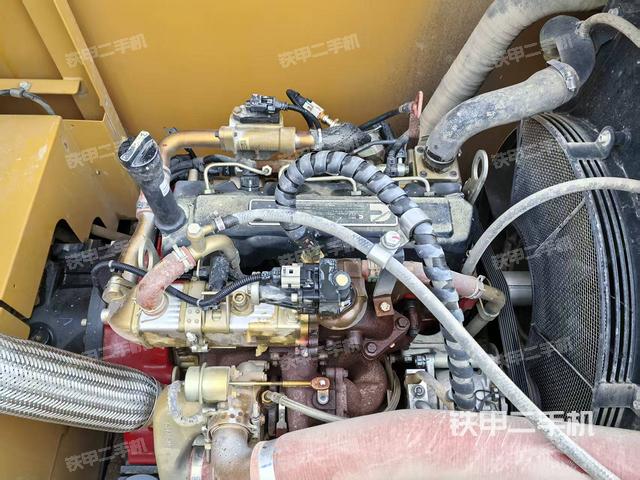 发动机整体俯视（整机外观）