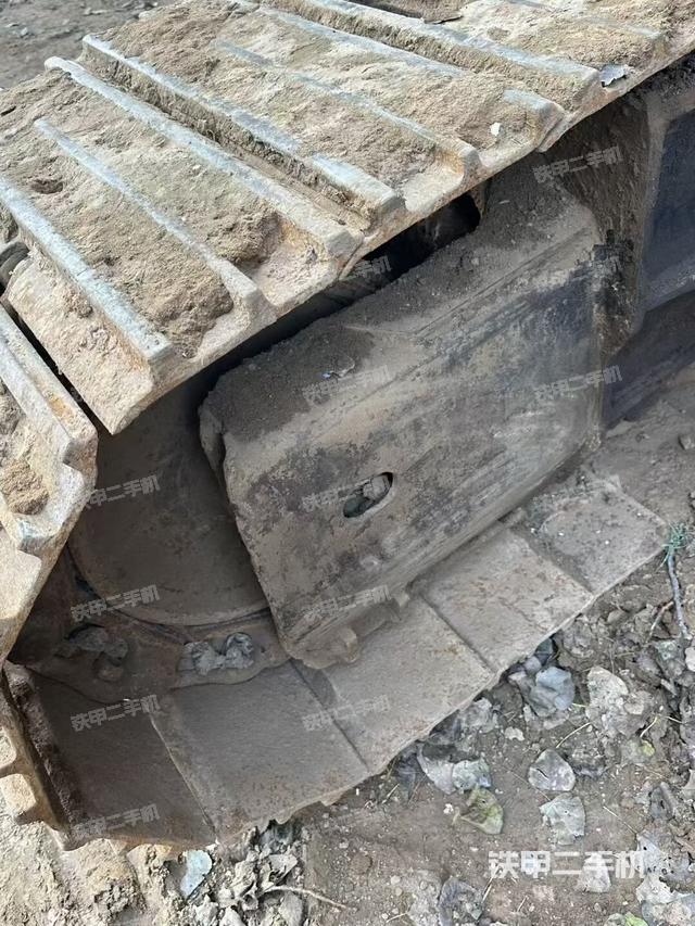 单侧履带整体（整机外观）