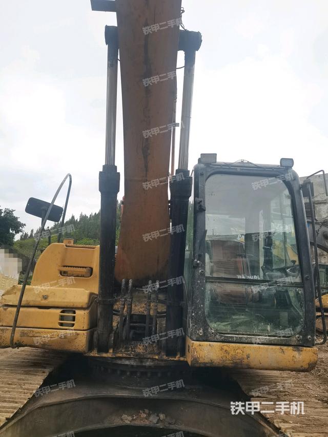 大臂油缸整體?豎拍（工作和回轉(zhuǎn)裝置）