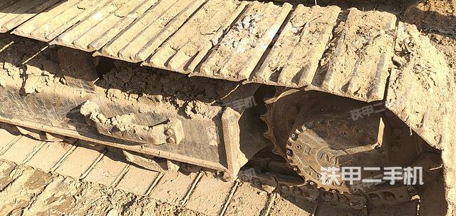 单侧履带整体（整机外观）