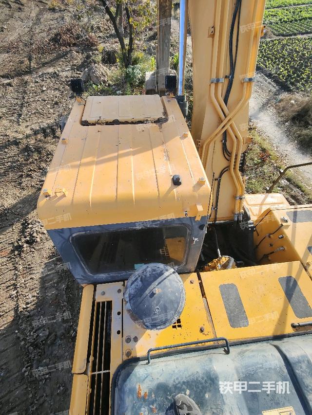 驾驶室顶部俯视（上车部件）