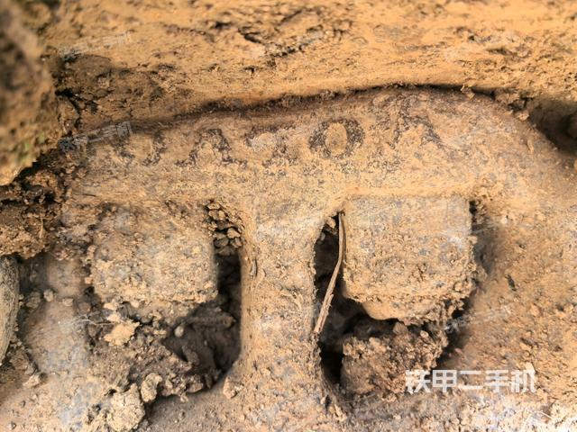 右侧履带整体（行走机构）