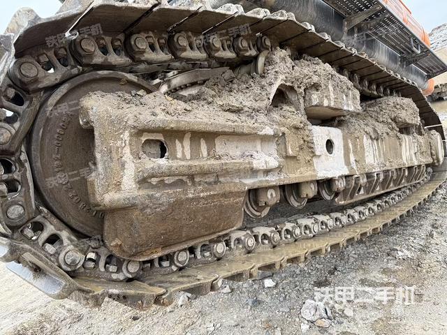 右侧行走马达盖板（行走机构）