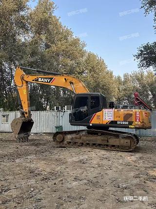 三一重工SY235C挖掘機