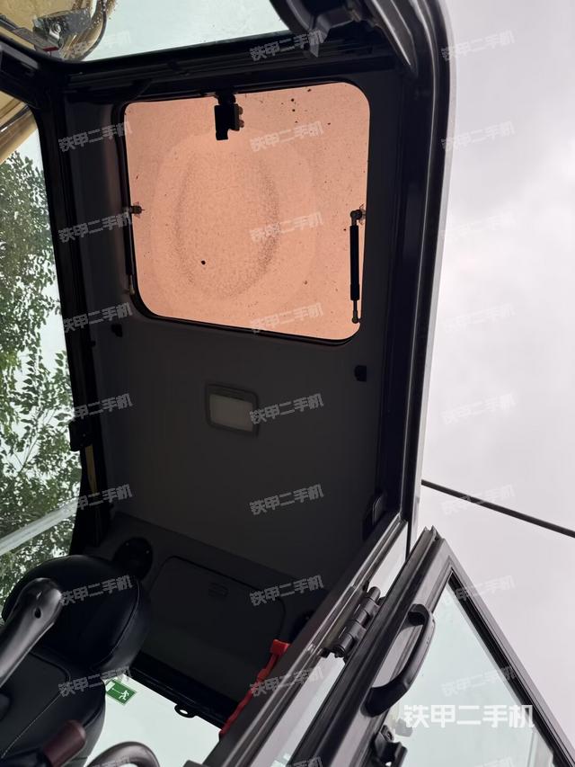 頂棚整體（駕駛室部分）