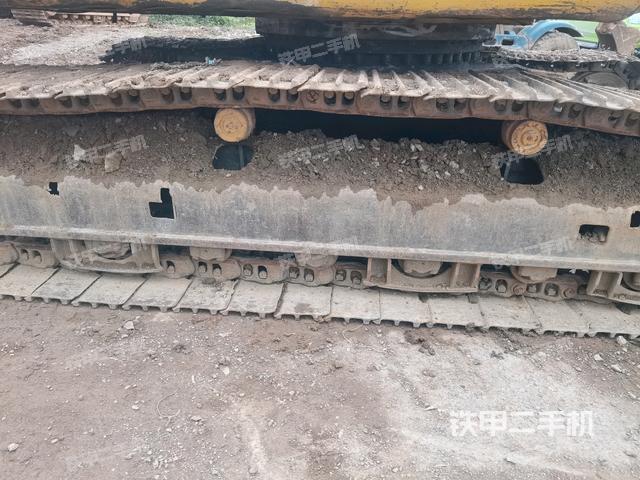 左側(cè)行走馬達(dá)蓋板（行走機(jī)構(gòu)）