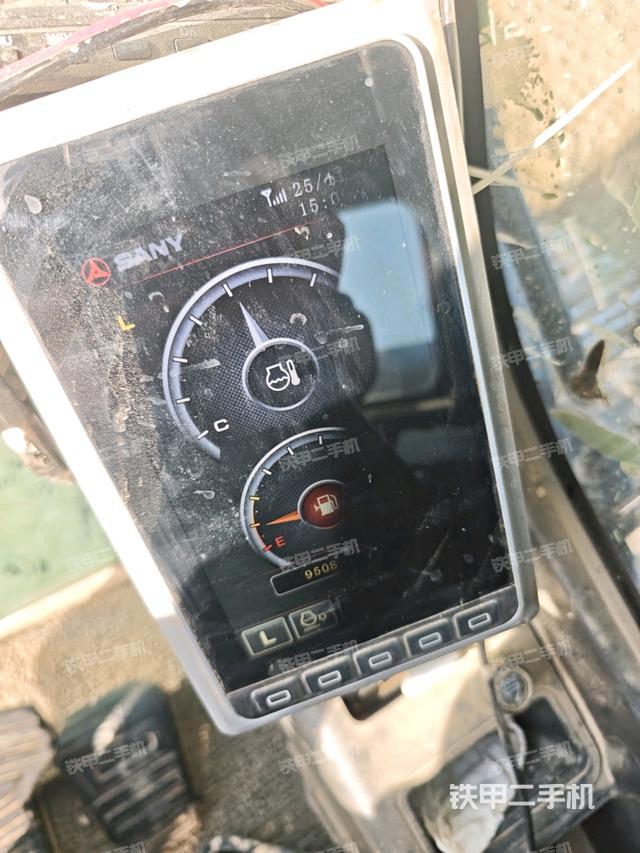 顯示屏?（駕駛室部分）