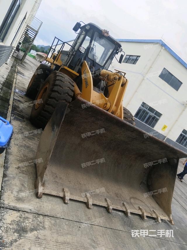 右前45°（整机外观）