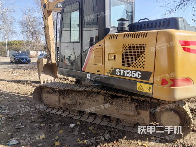 三一重工SY135C-10挖掘机