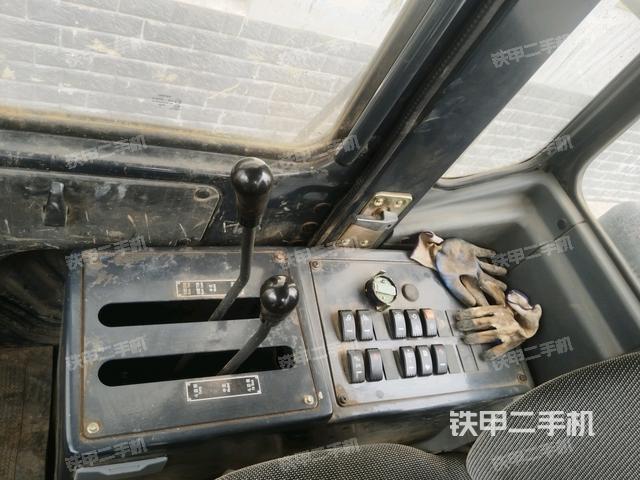 仪表盘（驾驶室部分）