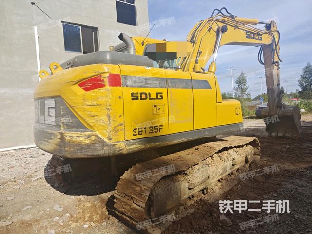 整机右后45°（整机外观）