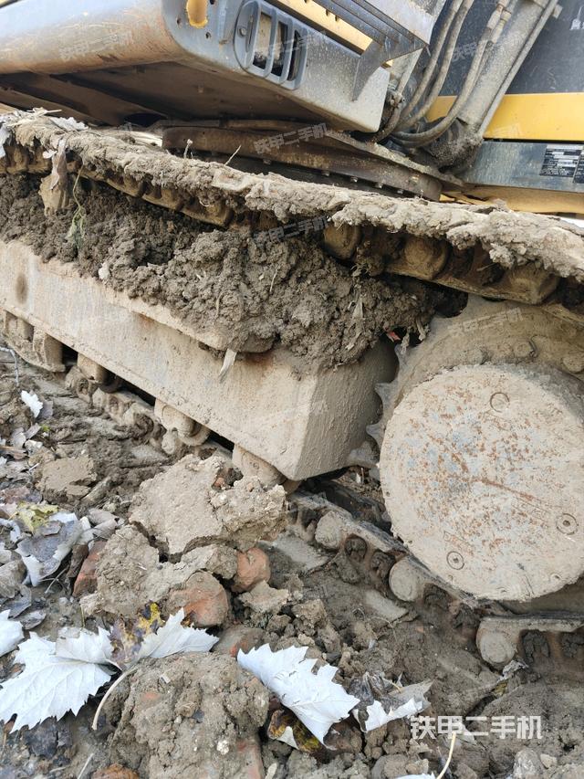 单侧履带整体（整机外观）