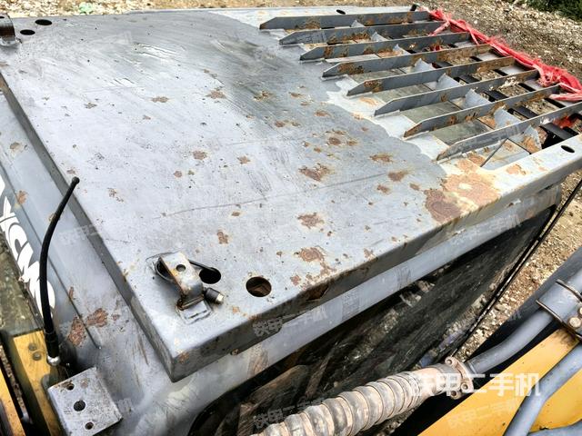 驾驶室顶部俯视（上车部件）