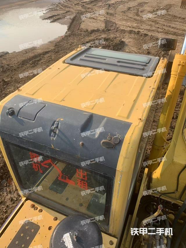 駕駛室頂部（整機(jī)外觀）