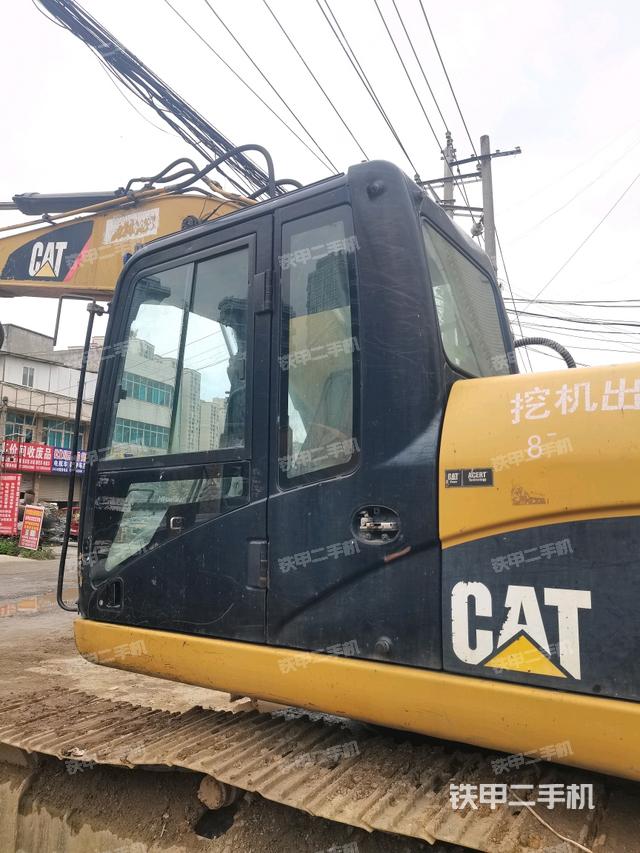 駕駛室正側(cè)（駕駛室部分）