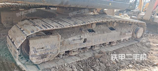 单侧履带整体（整机外观）