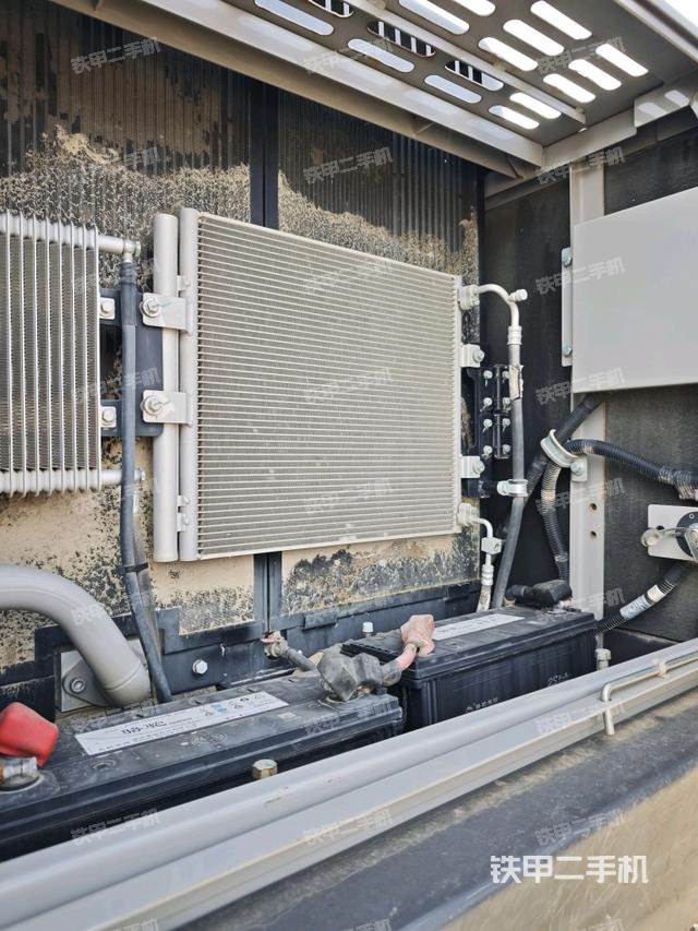 液壓泵斜45?左（大件艙室）