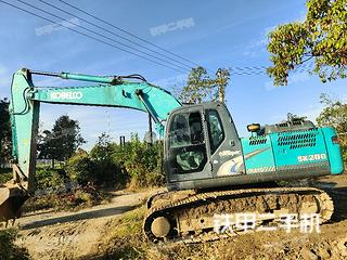 神钢SK200超8挖掘机