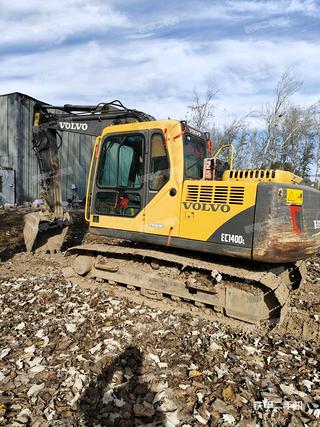 沃尔沃EC140DL挖掘机