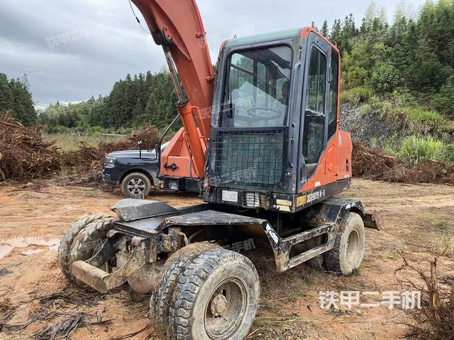 晋工JGM9075LNZ-8挖掘机