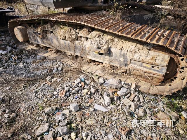 左側履帶整體?（行走機構）