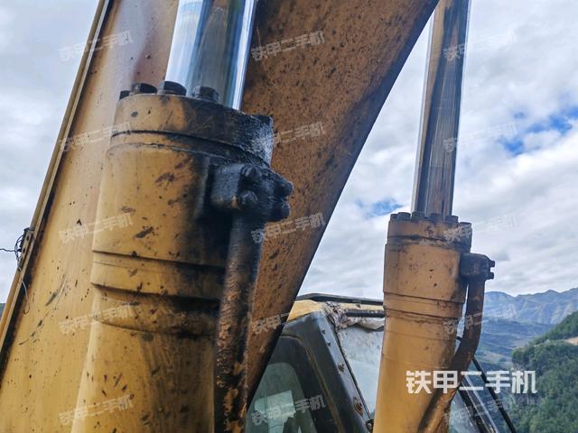 轉盤和下車架正前（工作和回轉裝置）