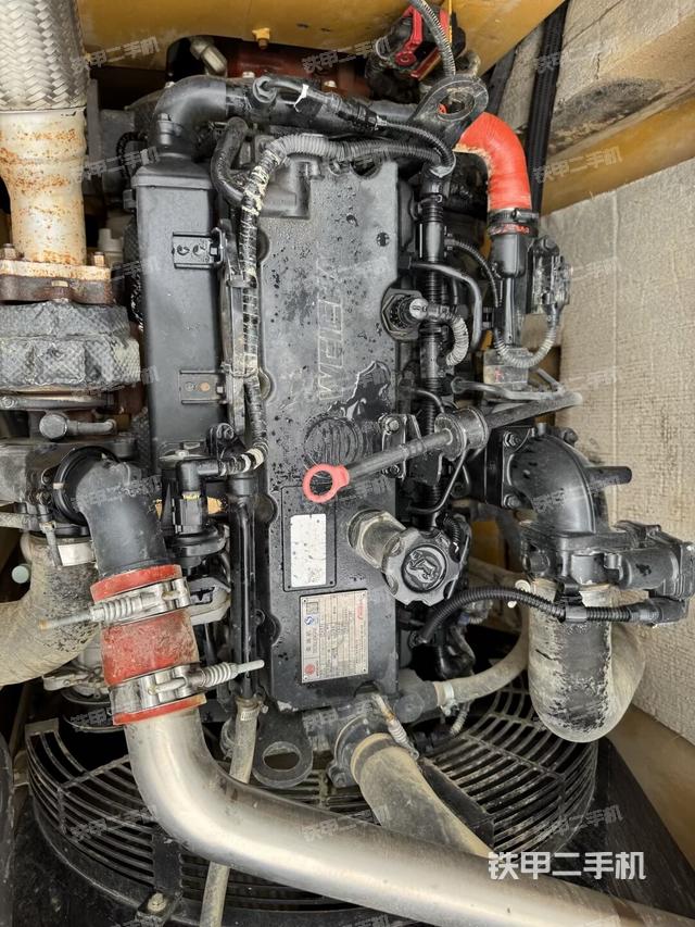 氣門室蓋螺絲特寫（上車部件）