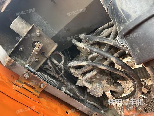 液壓泵室（大件艙室）