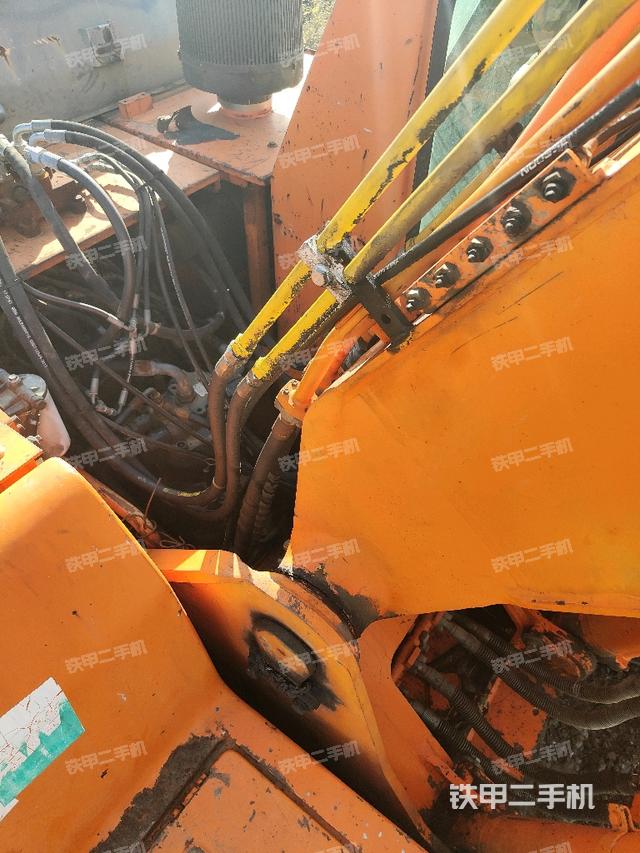 大臂根部 斜视（工作和回转装置）