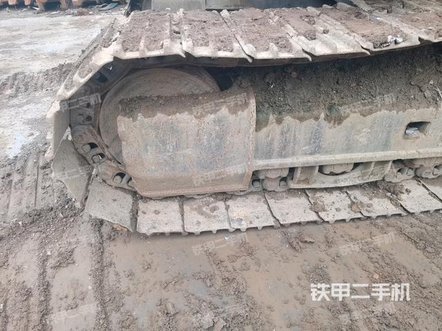 左驅(qū)動(dòng)輪（行走機(jī)構(gòu)）