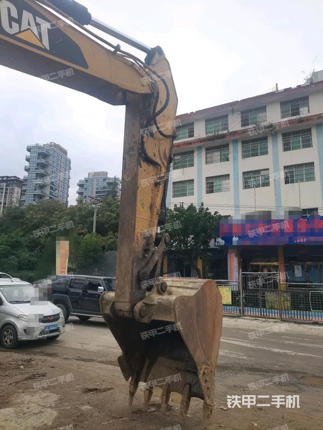 小臂整體右前（工作和回轉(zhuǎn)裝置）