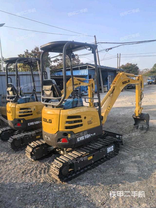 整机右后45°（整机外观）