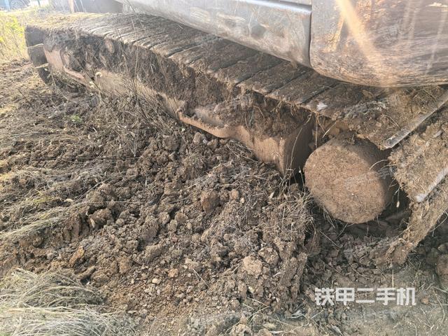 左侧行走马达盖板（行走机构）