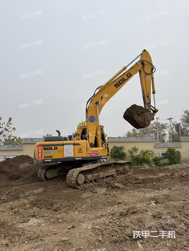 整机右后45°（整机外观）