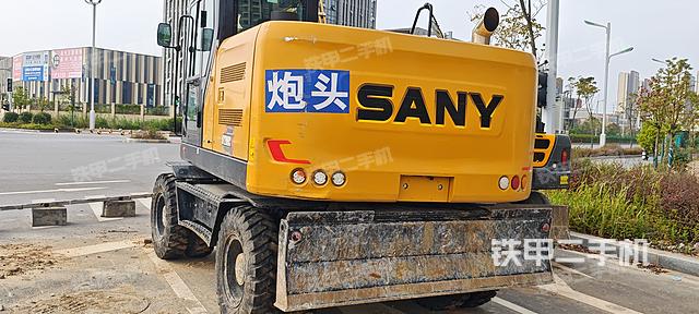 整機右后45°（整機外觀）