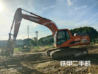 斗山DH215-9E挖掘机