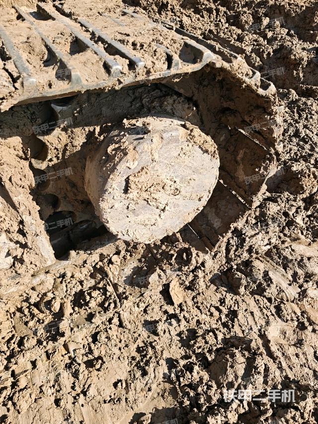 右驅動輪（行走機構）